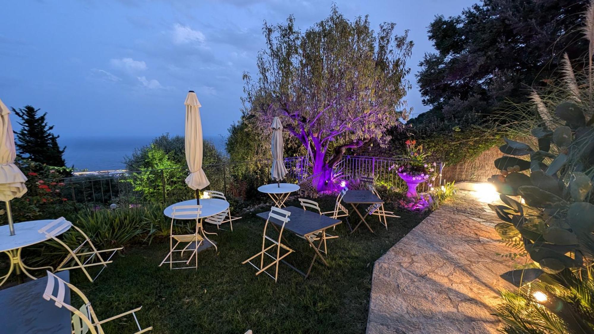 Le Mas D'Angeline, Vue Mer, Jardin Commun, Parking, Voiture Requise, 10 Min En Voiture De Monaco, Route Etroite, Pente Raide, Croisement Limite, Sea View, Shared Garden, Parking, Car Required, 10 Min Drive From Monaco, Narrow Steep Road, Limited Pass Beausoleil Exteriér fotografie