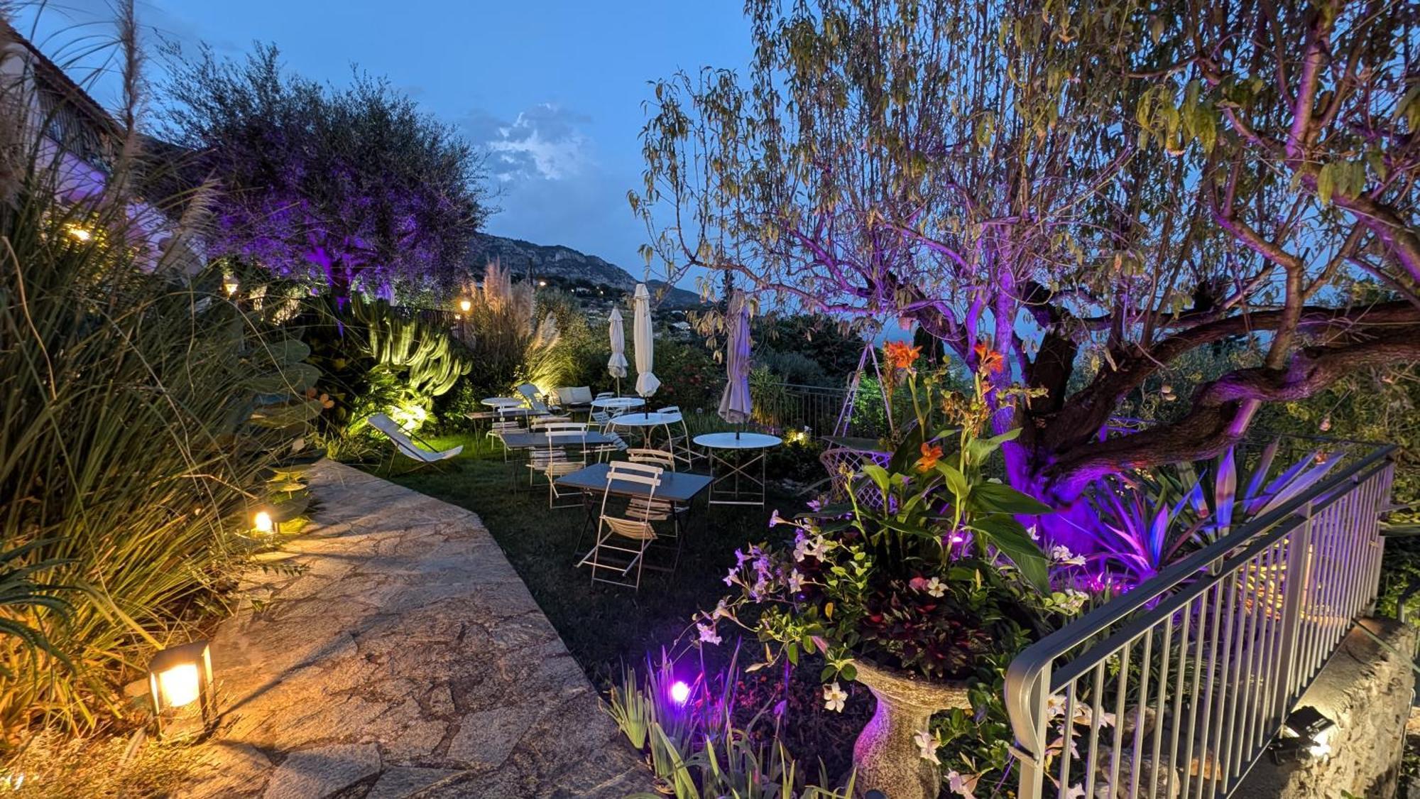 Le Mas D'Angeline, Vue Mer, Jardin Commun, Parking, Voiture Requise, 10 Min En Voiture De Monaco, Route Etroite, Pente Raide, Croisement Limite, Sea View, Shared Garden, Parking, Car Required, 10 Min Drive From Monaco, Narrow Steep Road, Limited Pass Beausoleil Exteriér fotografie