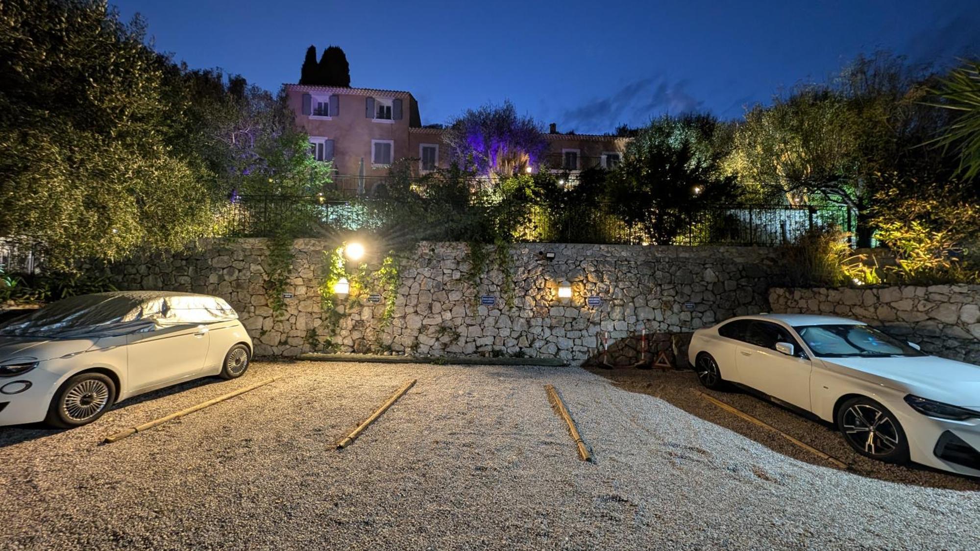 Le Mas D'Angeline, Vue Mer, Jardin Commun, Parking, Voiture Requise, 10 Min En Voiture De Monaco, Route Etroite, Pente Raide, Croisement Limite, Sea View, Shared Garden, Parking, Car Required, 10 Min Drive From Monaco, Narrow Steep Road, Limited Pass Beausoleil Exteriér fotografie