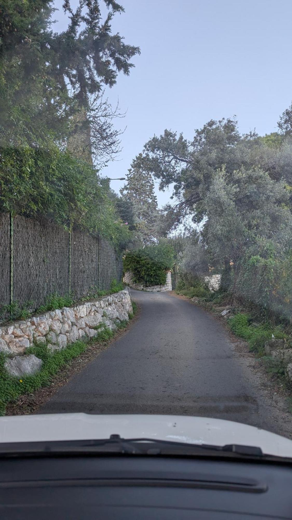 Le Mas D'Angeline, Vue Mer, Jardin Commun, Parking, Voiture Requise, 10 Min En Voiture De Monaco, Route Etroite, Pente Raide, Croisement Limite, Sea View, Shared Garden, Parking, Car Required, 10 Min Drive From Monaco, Narrow Steep Road, Limited Pass Beausoleil Exteriér fotografie