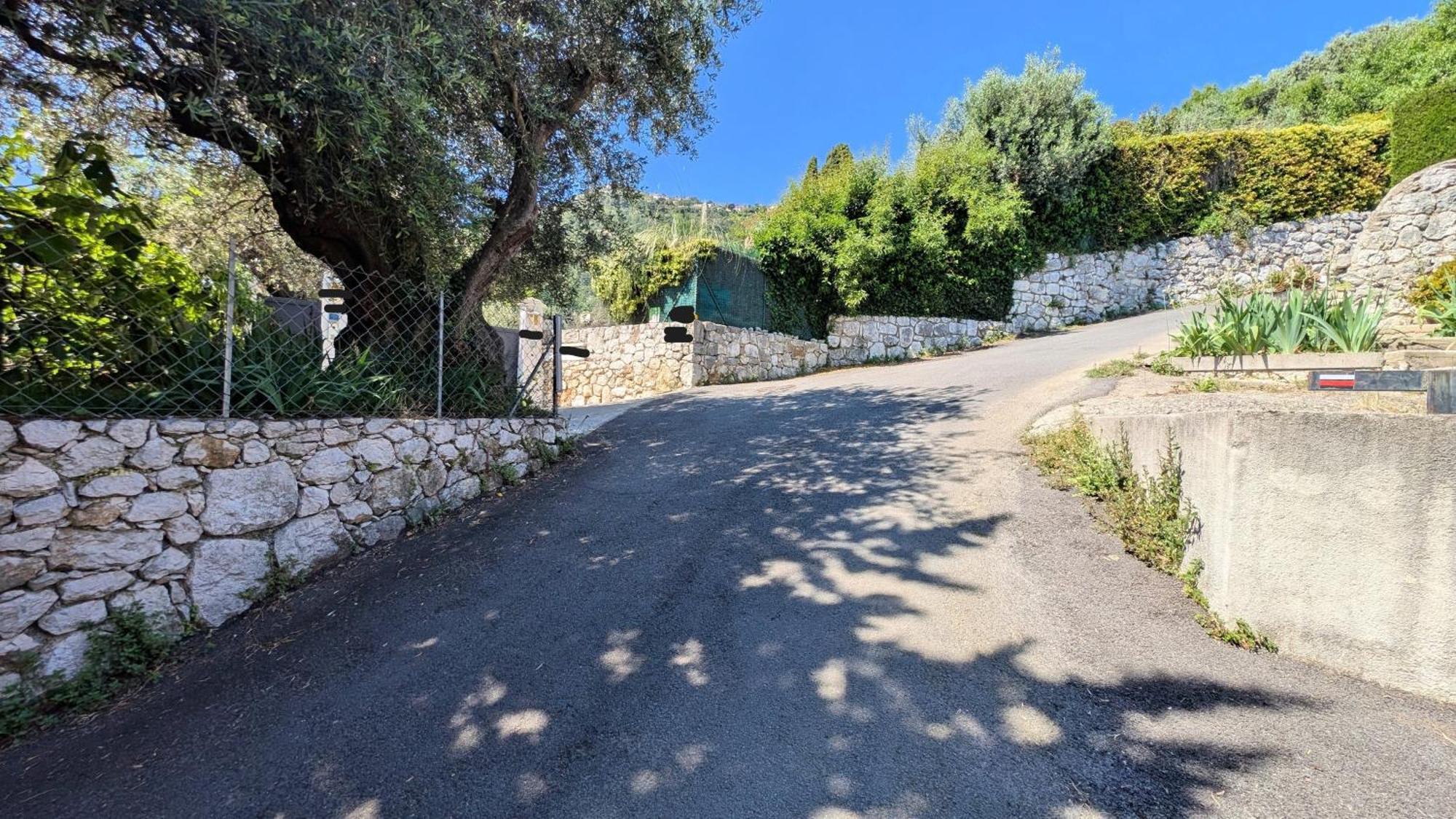 Le Mas D'Angeline, Vue Mer, Jardin Commun, Parking, Voiture Requise, 10 Min En Voiture De Monaco, Route Etroite, Pente Raide, Croisement Limite, Sea View, Shared Garden, Parking, Car Required, 10 Min Drive From Monaco, Narrow Steep Road, Limited Pass Beausoleil Exteriér fotografie